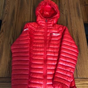 Medium Red down Marmot Jacket